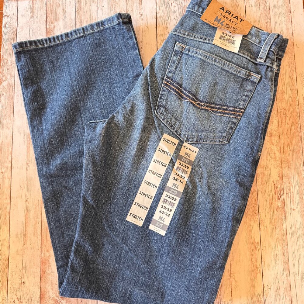 NWT Ariat | Legacy M4 Bootcut Jeans - 33/32